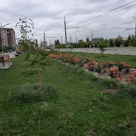 Diplomat Apartments Bishkek Exterior photo