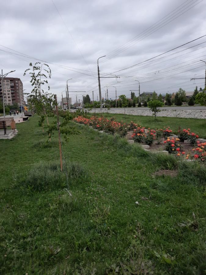 Diplomat Apartments Bishkek Exterior photo